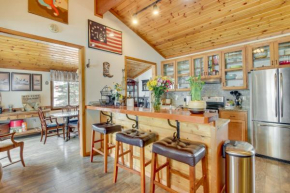 Cozy Mountain Home on 10 Acres with Fire Pit and Games